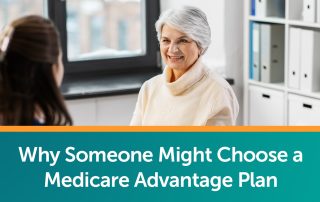 A senior woman talking to a nurse about her Medicare Advantage plan.