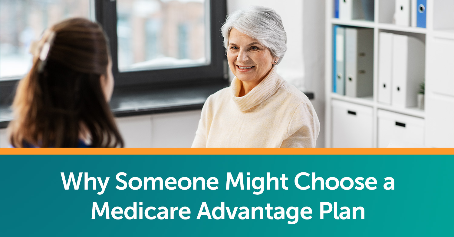 A senior woman talking to a nurse about her Medicare Advantage plan.